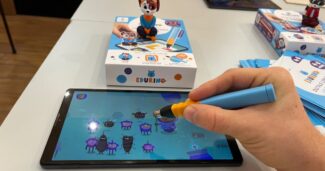 EDURINO-Lernapp und Tablet im Test – © Christian Eberle-Abasolo / dadslife.at