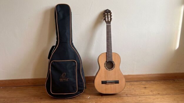 Die besten Kindergitarren [Ratgeber] - © dadslife.de