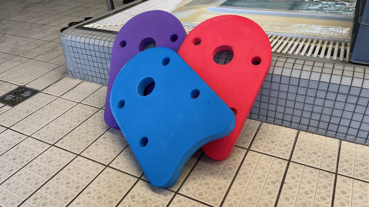 Die besten Schwimmbretter –  © Christian Eberle-Abasolo / dadslife.at