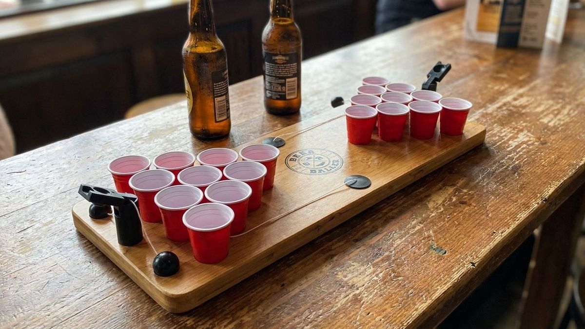 Die besten Trinkspiele für Männerabende - © dadslife.de