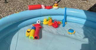 Die besten Badespielsachen für Kinder –  © Christian Eberle-Abasolo / dadslife.at