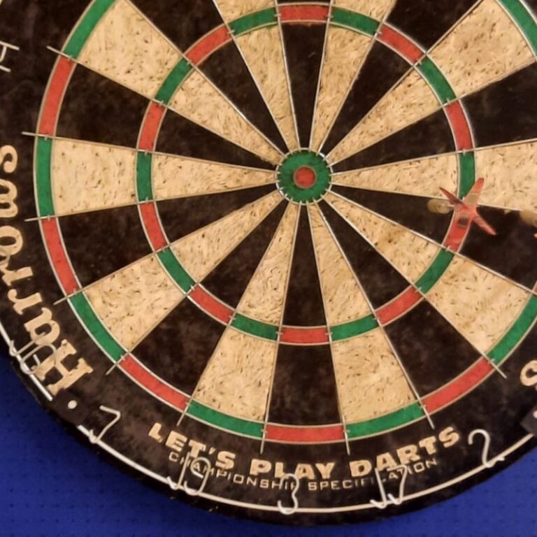 Produktbild von Umarex Federbolzen Dartscheibe 20 Cm