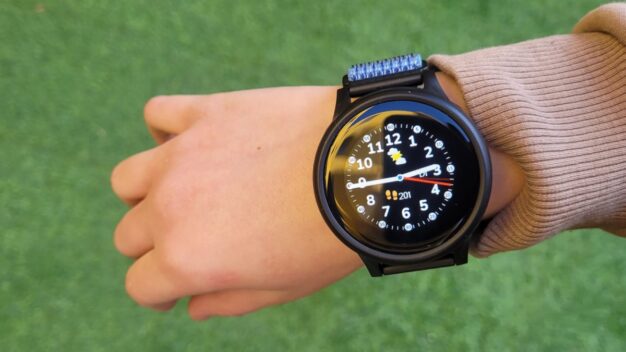 Die besten Smartwatches für Kinder im Test - © Christian Eberle-Abasolo / dadslife.de