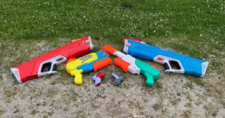 Die besten Wasserpistolen –  © Christian Eberle-Abasolo / dadslife.at