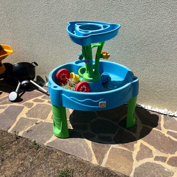 Die besten Wasserspieltische für Kinder im Test – © Christian Eberle-Abasolo / dadslife.de