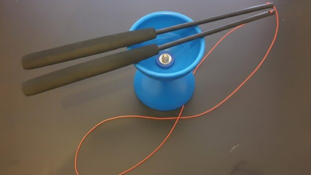 Die besten Diabolo-Sets für Kinder im Test - © dadslife.de/gemini