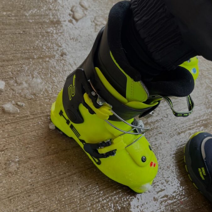 Der beste Skischuhe für Kinder im Test - © Christian Eberle-Abasolo / dadslife.de